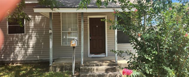 824 Carver Street, Mesquite, TX 75149