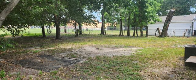 824 Carver Street, Mesquite, TX 75149