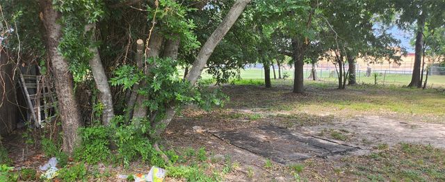 824 Carver Street, Mesquite, TX 75149