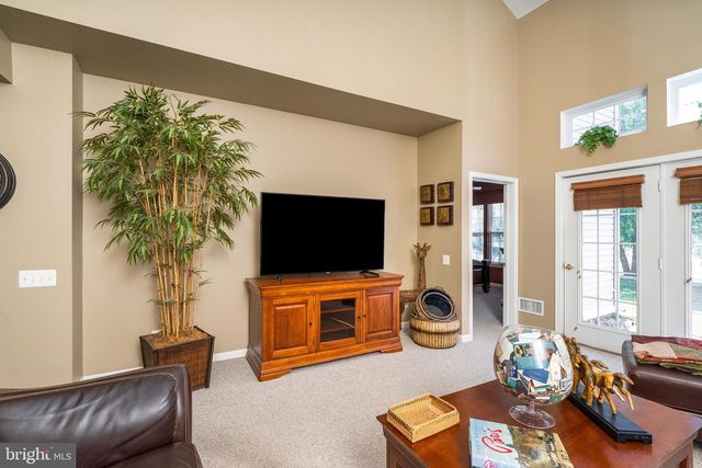 50 SPARROW DR, Trenton, NJ 08690
