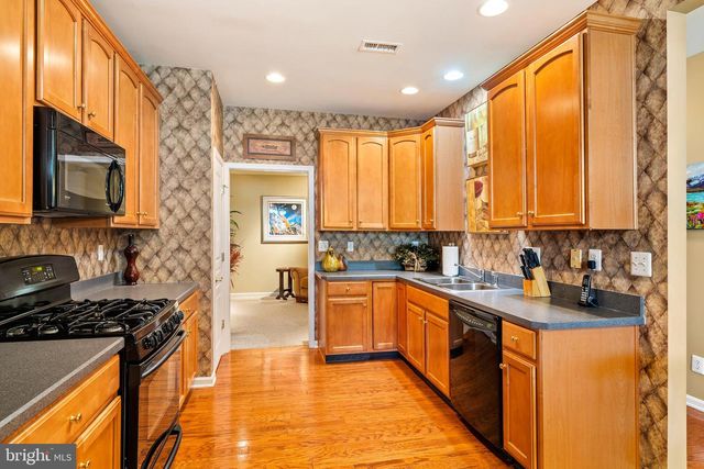 50 SPARROW DR, Trenton, NJ 08690