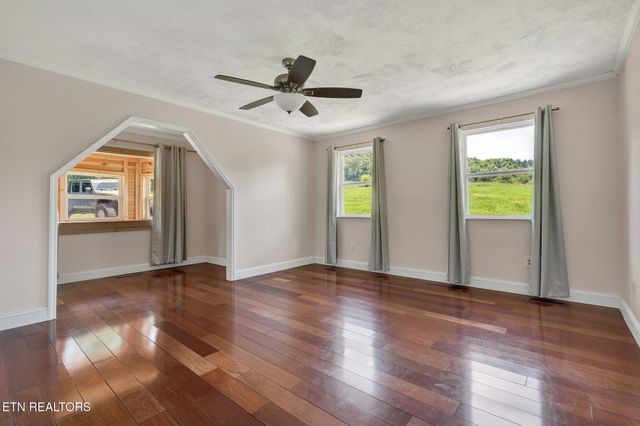 370 County Road 116, Athens, TN 37303