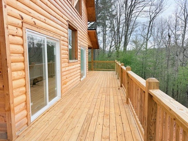 560 Carolina Fox Circle, Murphy, NC 28906