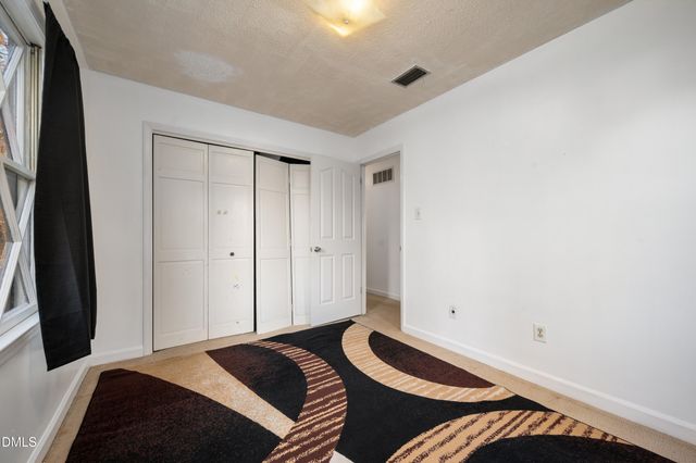 701 N Carr Street, Mebane, NC 27302