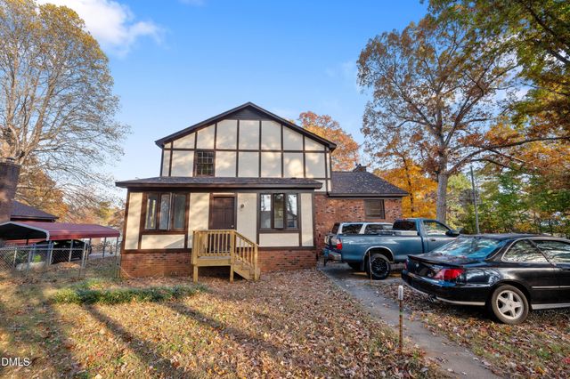 701 N Carr Street, Mebane, NC 27302