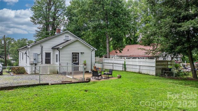 114 Virginia Street NW, Lenoir, NC 28638