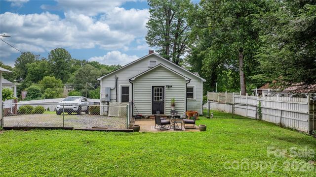 114 Virginia Street NW, Lenoir, NC 28638