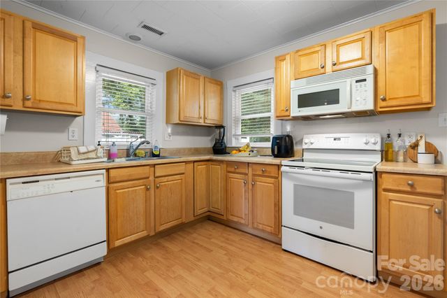 114 Virginia Street NW, Lenoir, NC 28638