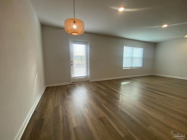 6089 Secretariat Way, Pensacola, FL 32526