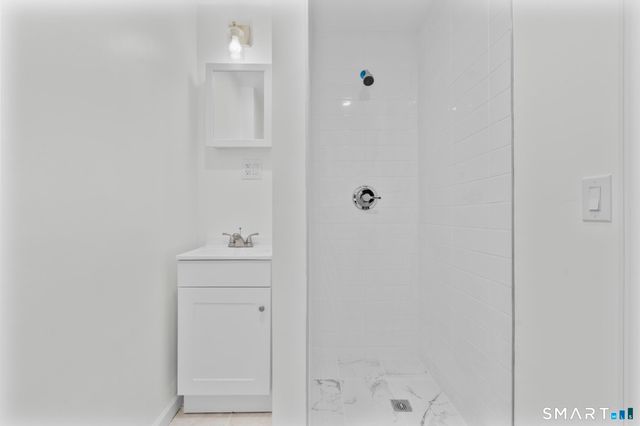 49 Sleepy Hollow Drive, Danbury, CT 06810