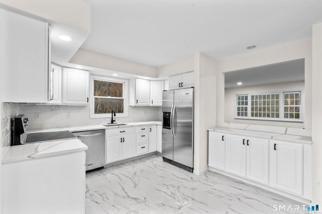 49 Sleepy Hollow Drive, Danbury, CT 06810