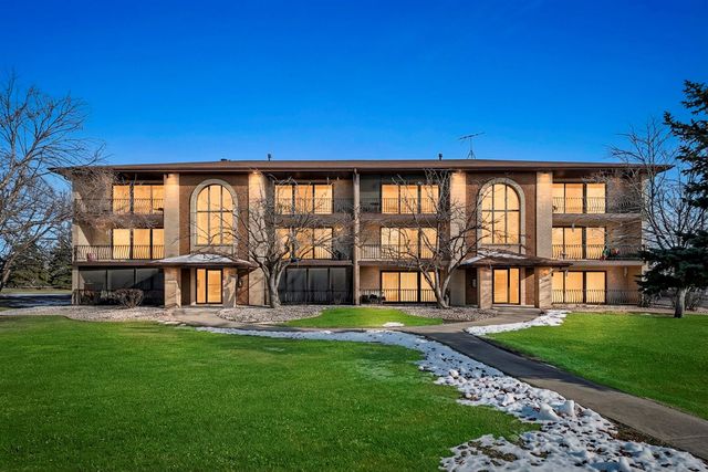 15623 Gardenview Court 3C, Orland Park, IL 60462