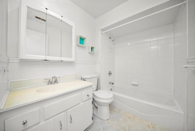 15623 Gardenview Court 3C, Orland Park, IL 60462