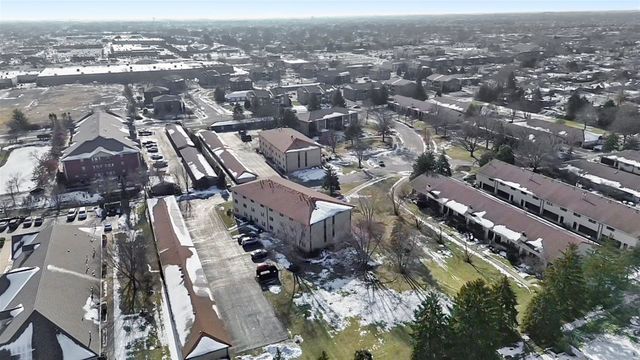 15623 Gardenview Court 3C, Orland Park, IL 60462