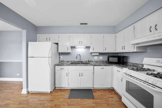 15623 Gardenview Court 3C, Orland Park, IL 60462