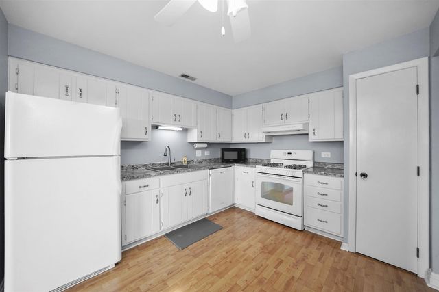 15623 Gardenview Court 3C, Orland Park, IL 60462