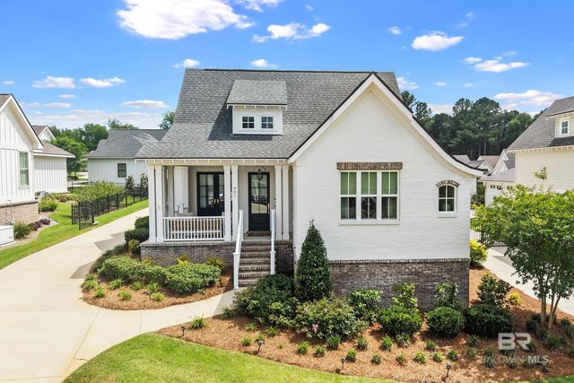 901 Geranium Drive, Fairhope, AL 36532