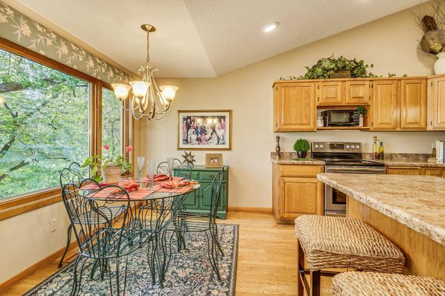 6831 Stonewood Court, Eden Prairie, MN 55346