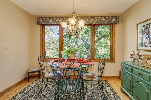 6831 Stonewood Court, Eden Prairie, MN 55346