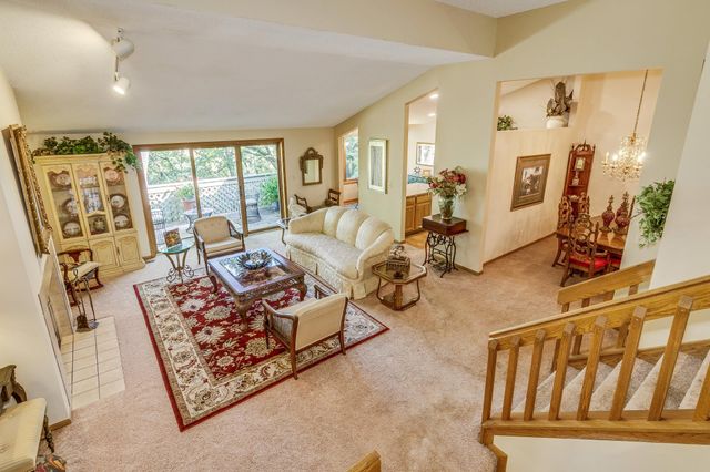 6831 Stonewood Court, Eden Prairie, MN 55346