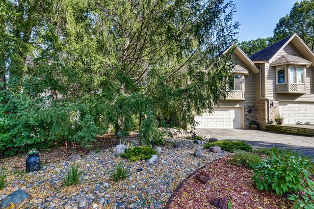 6831 Stonewood Court, Eden Prairie, MN 55346