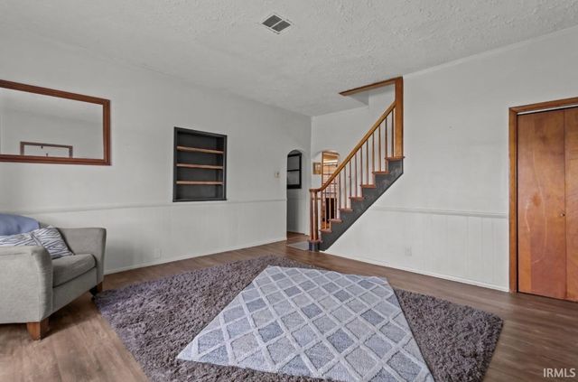 10460 S 400 EAST, Markleville, IN 46056