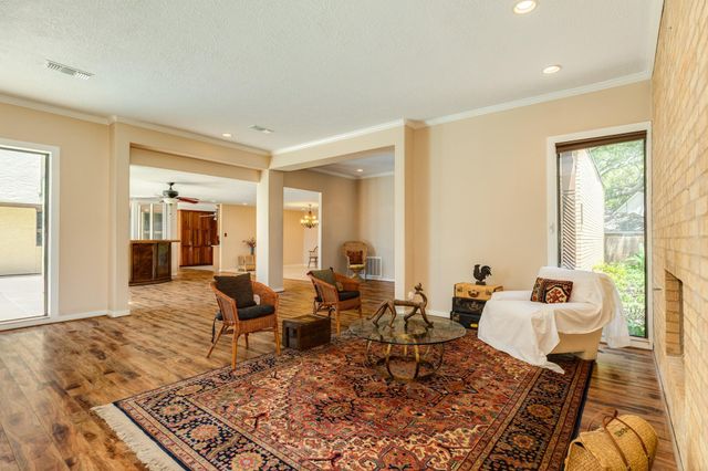 47 Colony Park Circle, Galveston, TX 77551