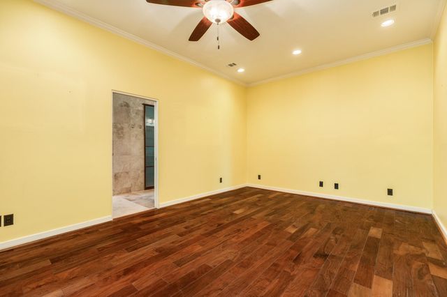 47 Colony Park Circle, Galveston, TX 77551