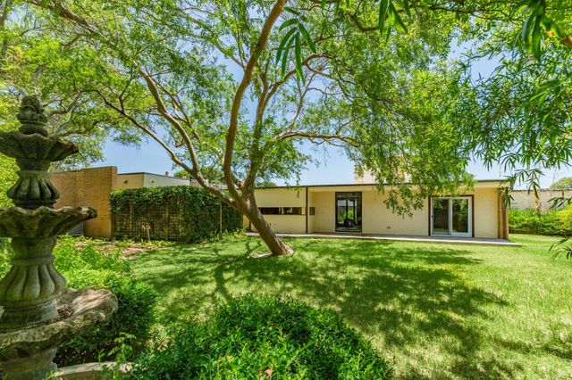 47 Colony Park Circle, Galveston, TX 77551
