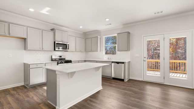 4035 Peregrine Way, Gainesville, GA 30506