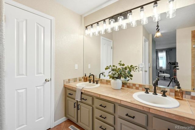 12037 W 75th Lane, Arvada, CO 80005