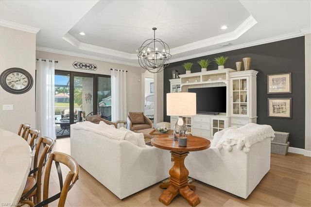 9523 Campanile CIR, Naples, FL 34114