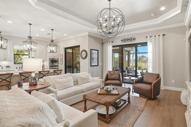 9523 Campanile CIR, Naples, FL 34114