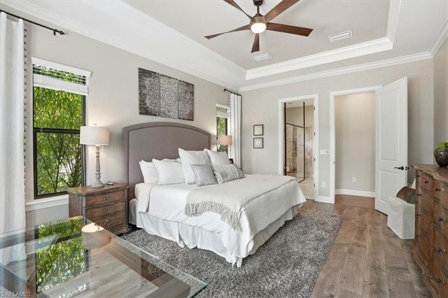 9523 Campanile CIR, Naples, FL 34114