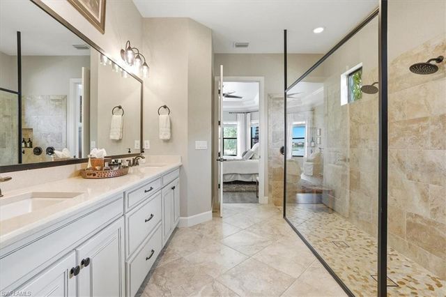 9523 Campanile CIR, Naples, FL 34114