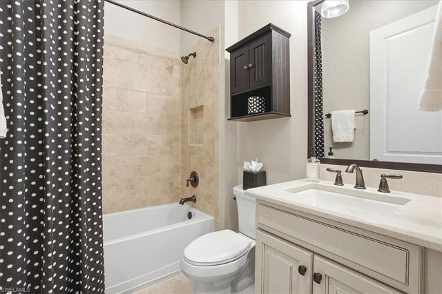 9523 Campanile CIR, Naples, FL 34114