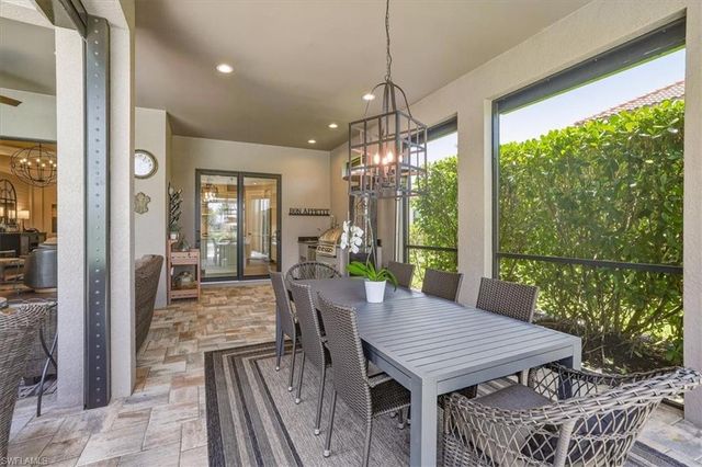 9523 Campanile CIR, Naples, FL 34114