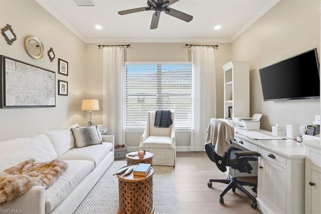9523 Campanile CIR, Naples, FL 34114