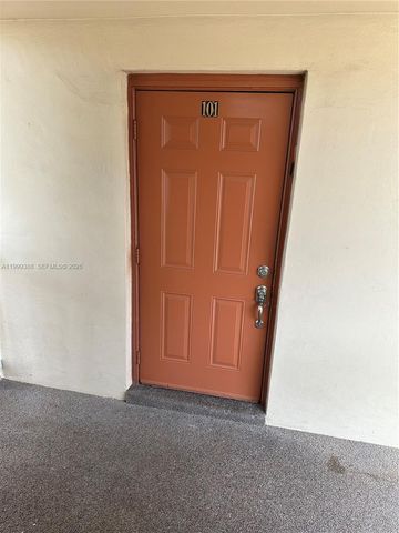 8021 N Sunrise Lakes Dr 101, Sunrise, FL 33322