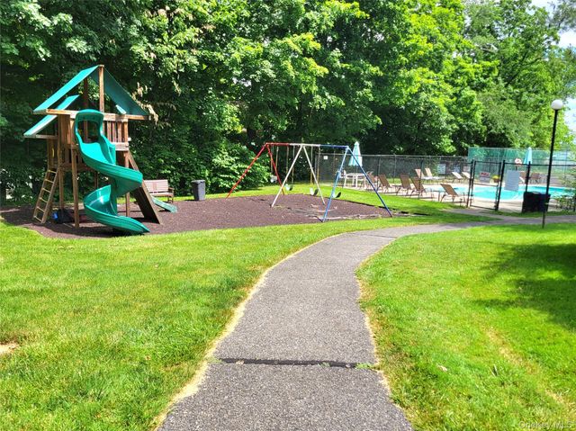 32 Woodland Trail 32, Carmel, NY 10512