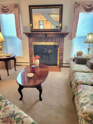 32 Woodland Trail 32, Carmel, NY 10512