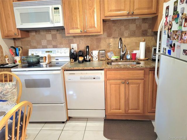32 Woodland Trail 32, Carmel, NY 10512