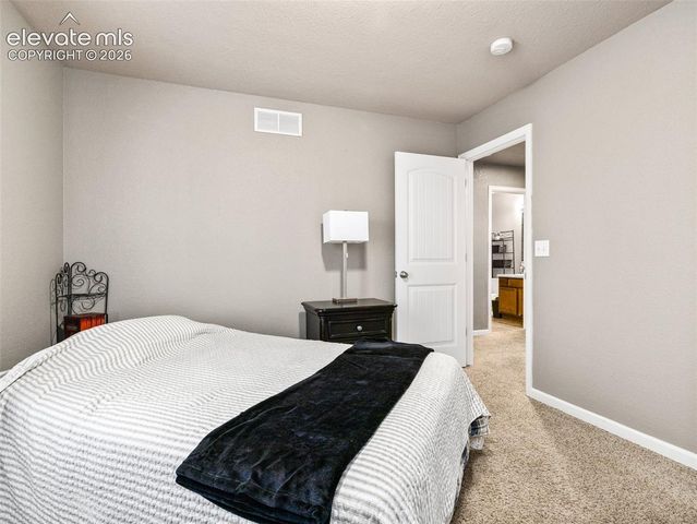1140 W Shenandoah Drive, Pueblo, CO 81007