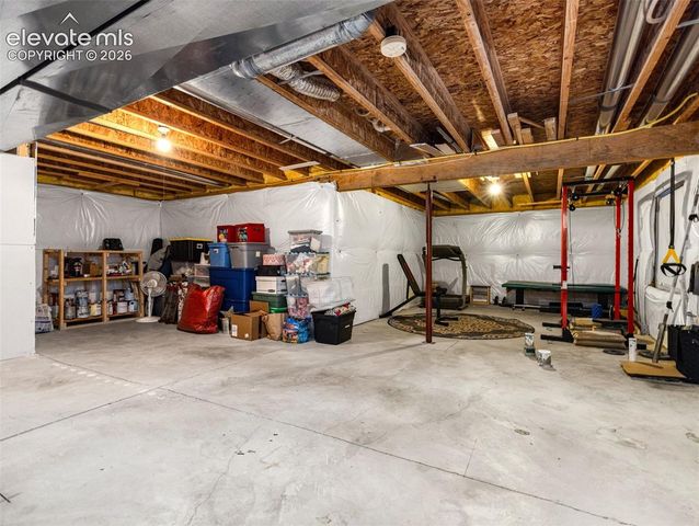 1140 W Shenandoah Drive, Pueblo, CO 81007