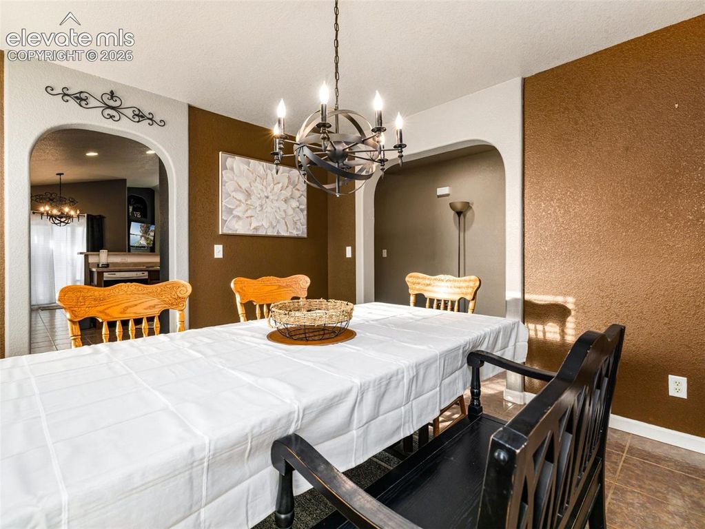 1140 W Shenandoah Drive, Pueblo, CO 81007 — photo 5