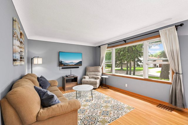 7401 Russell Avenue S, Richfield, MN 55423