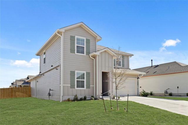 790 Arnold LOOP, Kyle, TX 78640