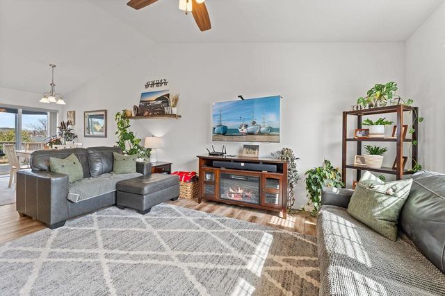 430 White Spruce Avenue, Baraboo, WI 53913