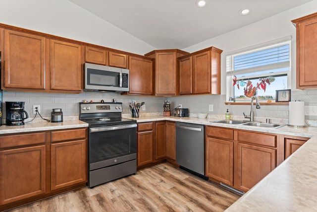 430 White Spruce Avenue, Baraboo, WI 53913