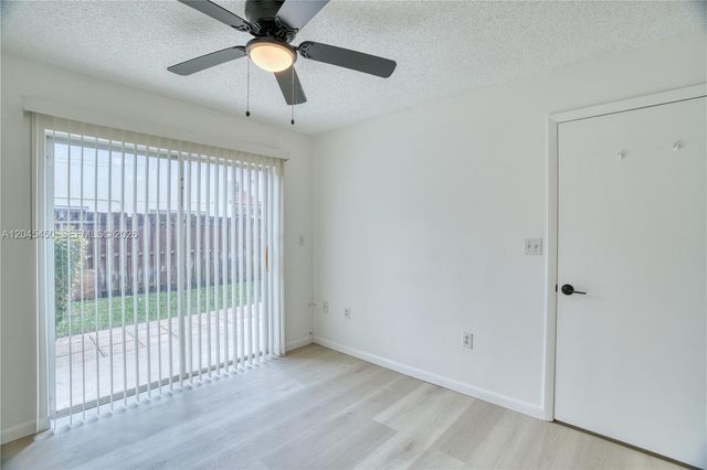 10829 NW 3rd Court B12L, Pembroke Pines, FL 33026